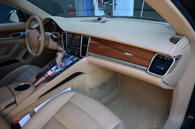 2011 Porsche Panamera S