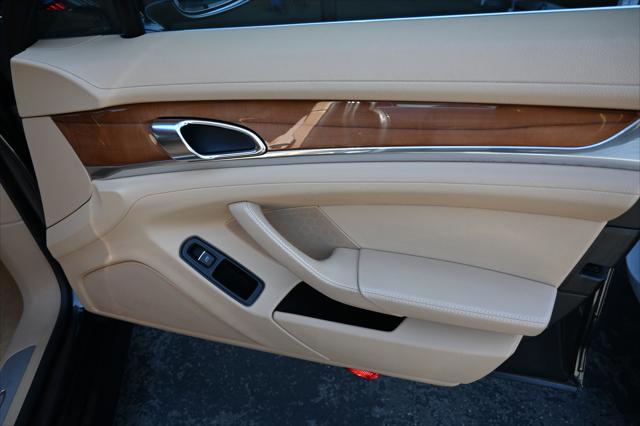 2011 Porsche Panamera S