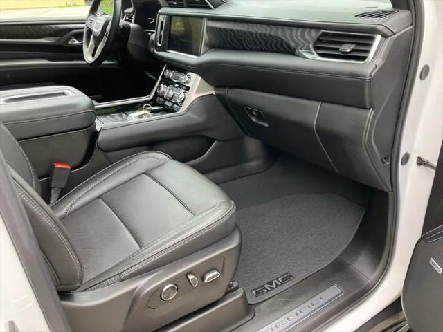 2023 GMC Yukon 4WD Denali