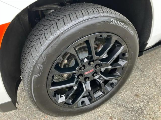 2023 GMC Yukon 4WD Denali