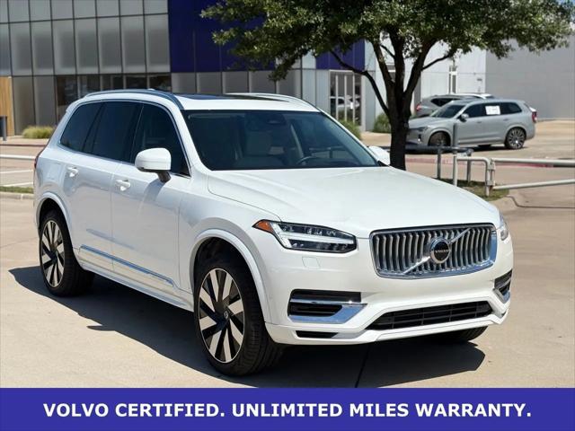 2024 Volvo XC90 Recharge T8 Ultimate Bright Theme 7-Seater