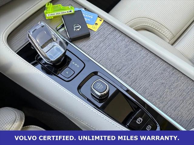 2024 Volvo XC90 Recharge T8 Ultimate Bright Theme 7-Seater