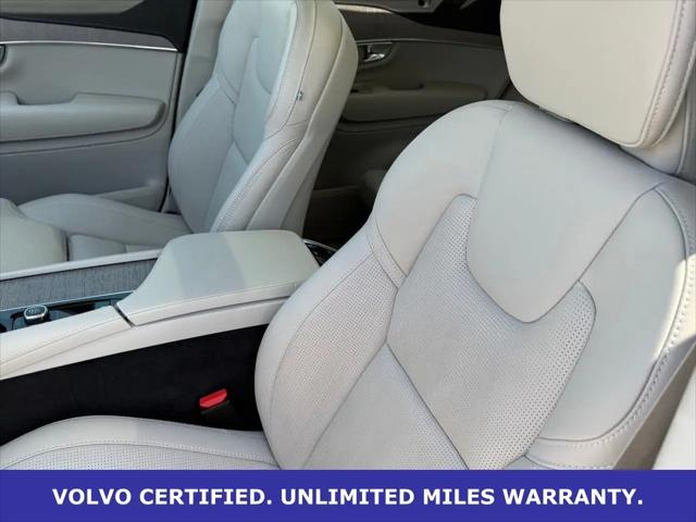 2024 Volvo XC90 Recharge T8 Ultimate Bright Theme 7-Seater