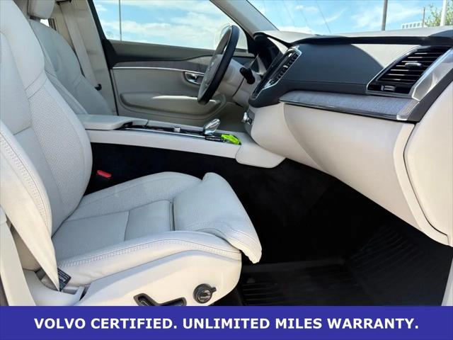 2024 Volvo XC90 Recharge T8 Ultimate Bright Theme 7-Seater