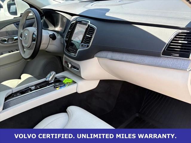 2024 Volvo XC90 Recharge T8 Ultimate Bright Theme 7-Seater