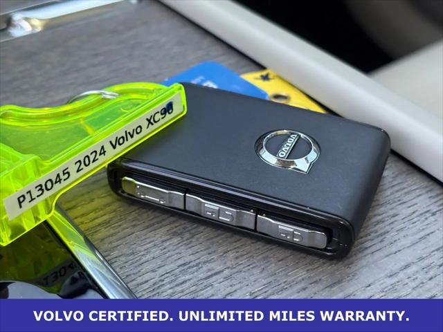 2024 Volvo XC90 Recharge T8 Ultimate Bright Theme 7-Seater