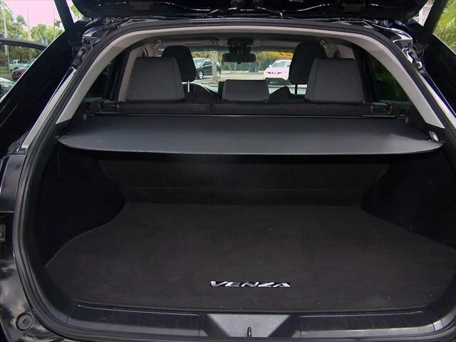 2021 Toyota Venza LE