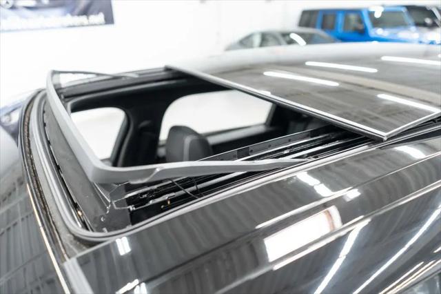 2023 Land Rover Range Rover Velar P340 R-Dynamic S MHEV