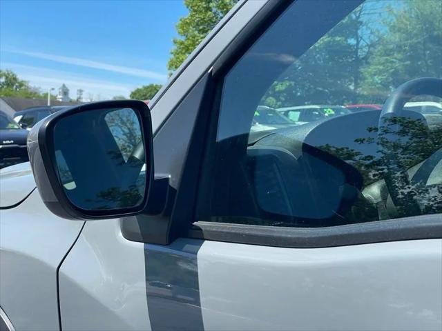 2024 Nissan Frontier Crew Cab PRO-4X 4x4