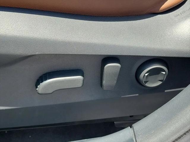 2022 Subaru Outback Touring