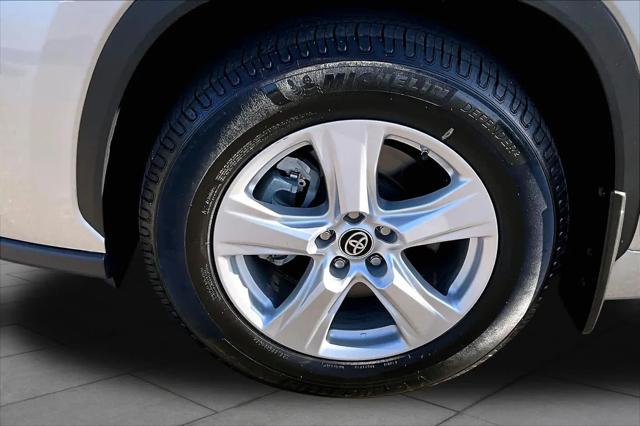 2021 Toyota Highlander Hybrid LE