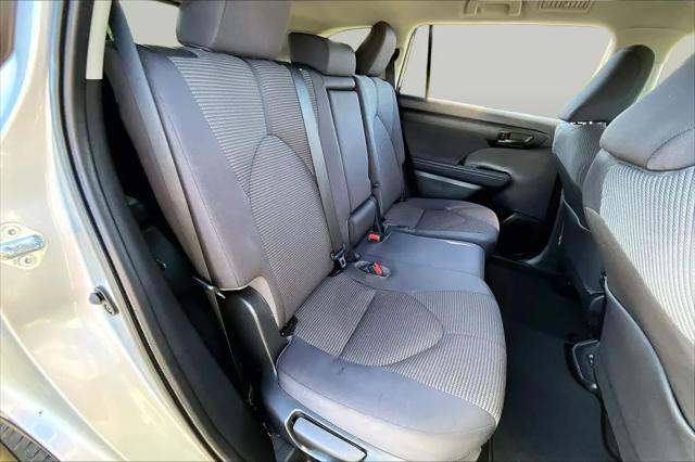 2021 Toyota Highlander Hybrid LE