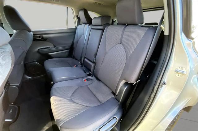 2021 Toyota Highlander Hybrid LE