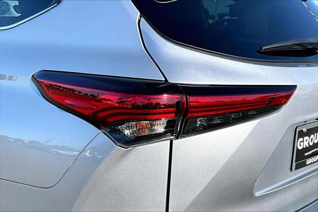 2021 Toyota Highlander Hybrid LE