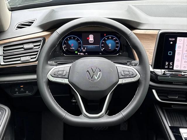 2026 Volkswagen Atlas SE with Technology