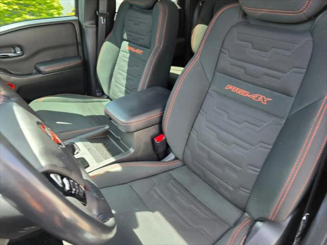 2023 Nissan Frontier Crew Cab PRO-4X 4x4