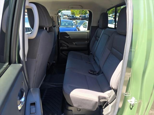2024 Nissan Frontier Crew Cab Long Bed SV 4x4