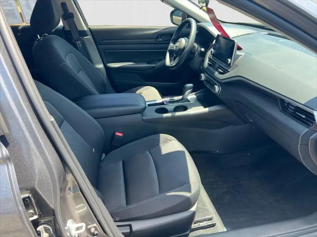 2025 Nissan Altima S FWD