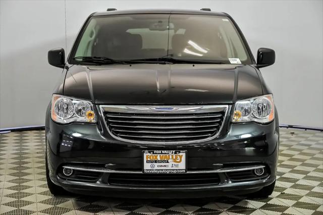 2015 Chrysler Town & Country Touring