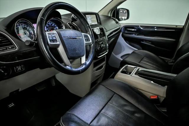 2015 Chrysler Town & Country Touring