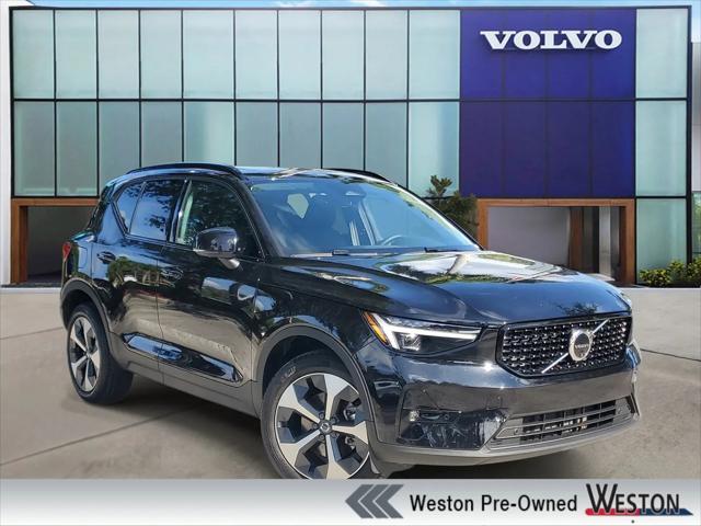 2026 Volvo XC40 Plus, B5 AWD Gas (mild hybrid), Dark for sale in Davie, FL