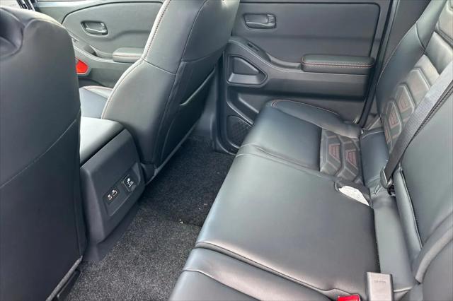 2026 Nissan Frontier Crew Cab PRO-4X 4x4