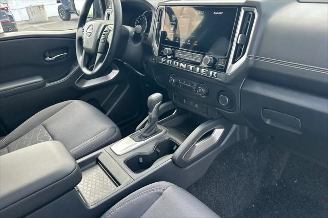 2026 Nissan Frontier Crew Cab SV 4x2