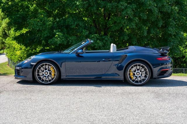 2019 Porsche 911 Turbo S