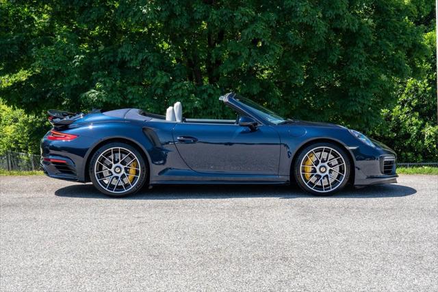 2019 Porsche 911 Turbo S