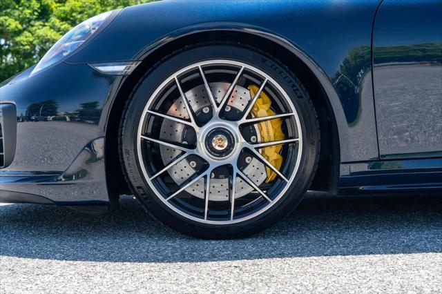 2019 Porsche 911 Turbo S