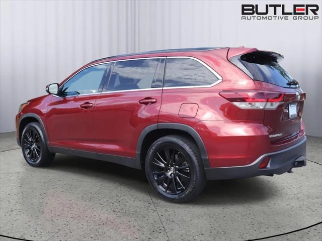 2019 Toyota Highlander SE