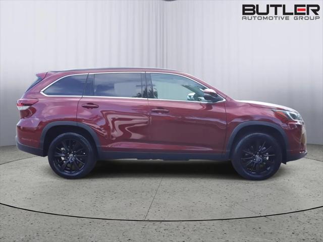2019 Toyota Highlander SE