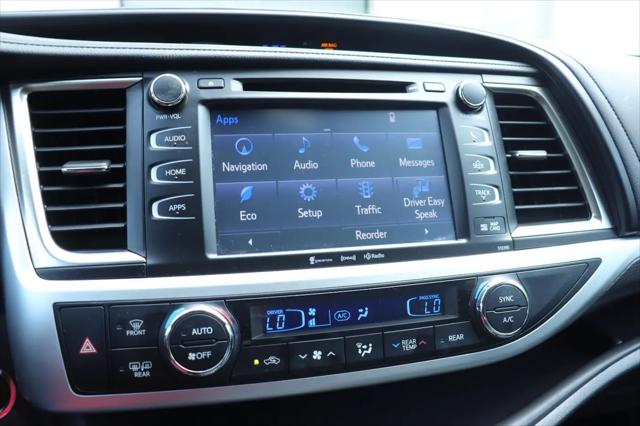 2019 Toyota Highlander SE