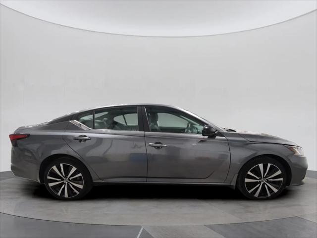 2021 Nissan Altima SR Intelligent AWD