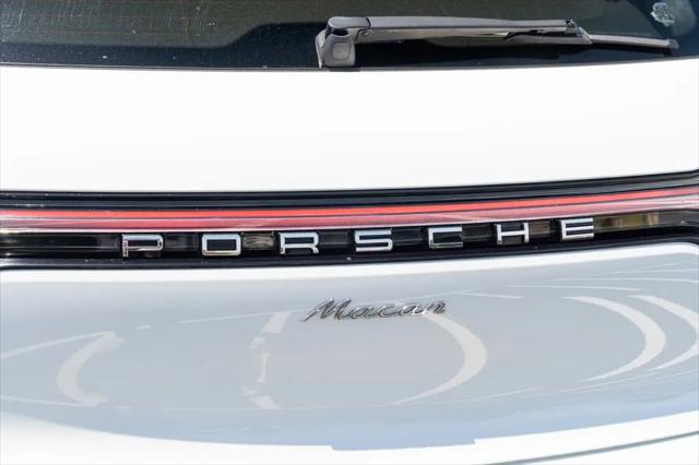 2019 Porsche Macan Macan