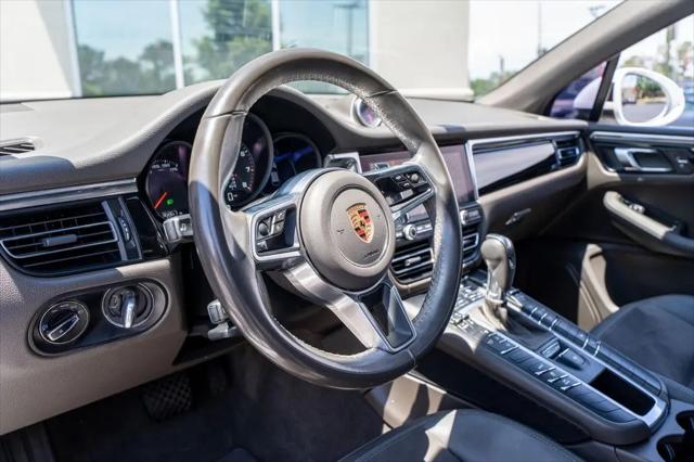 2019 Porsche Macan Macan