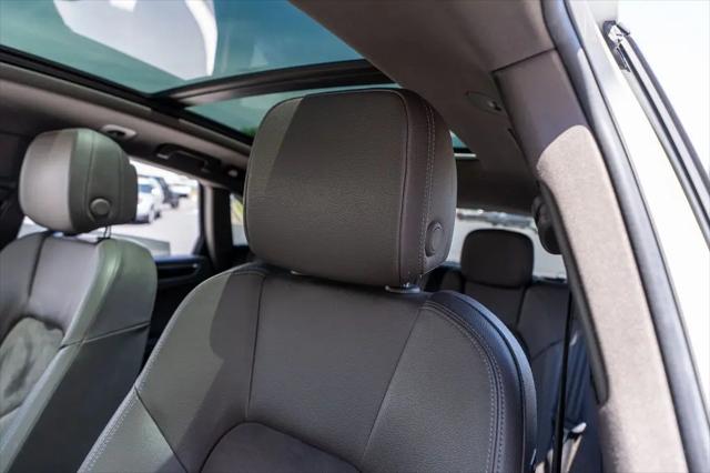 2019 Porsche Macan Macan