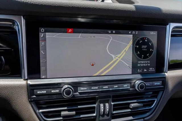 2019 Porsche Macan Macan
