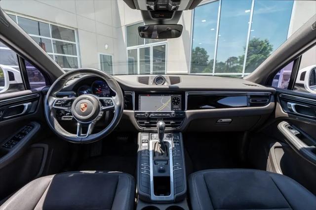 2019 Porsche Macan Macan