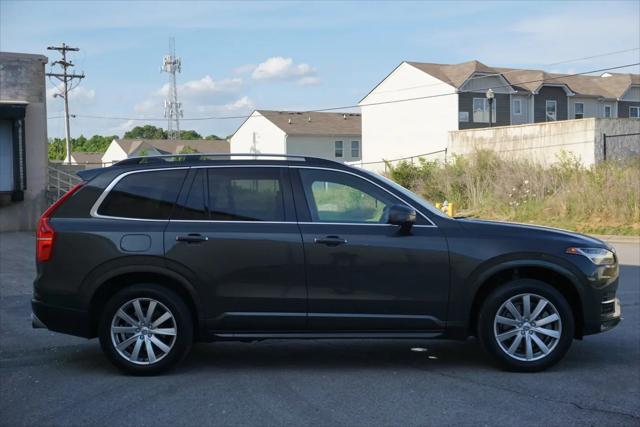 2018 Volvo XC90 T5 Momentum