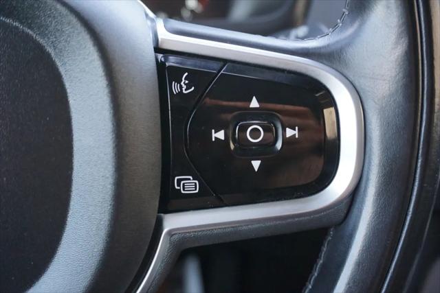 2018 Volvo XC90 T5 Momentum