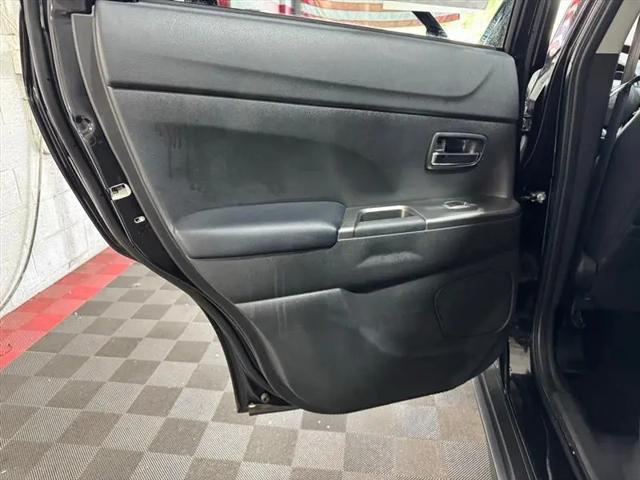 2024 Mitsubishi Outlander Sport ES