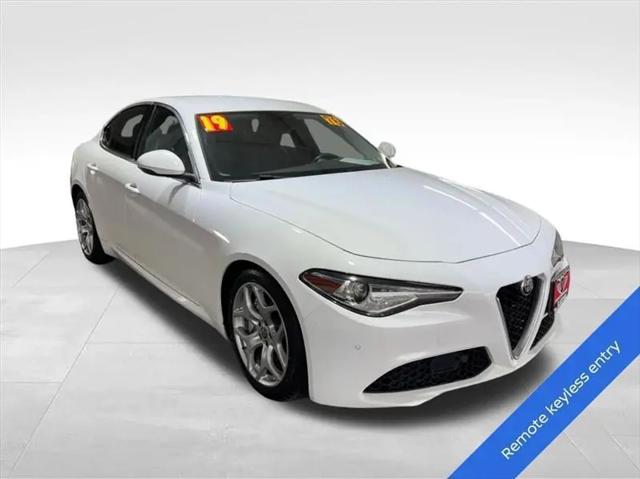 2019 Alfa Romeo Giulia Ti RWD