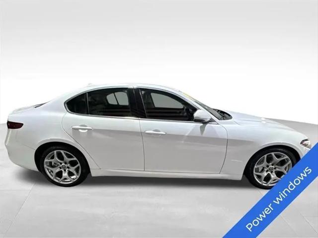 2019 Alfa Romeo Giulia Ti RWD