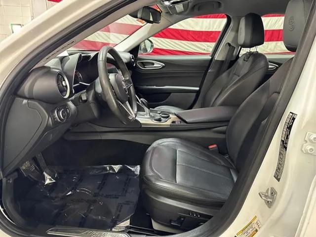 2019 Alfa Romeo Giulia Ti RWD