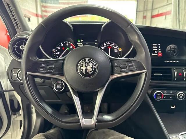 2019 Alfa Romeo Giulia Ti RWD
