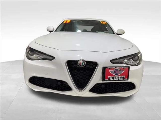2019 Alfa Romeo Giulia Ti RWD