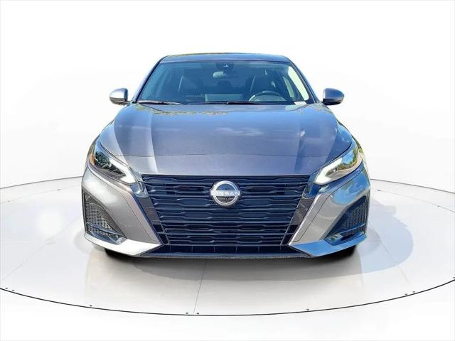 2026 Nissan Altima SV FWD