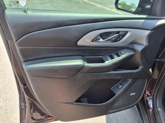 2021 Chevrolet Traverse FWD LT Leather