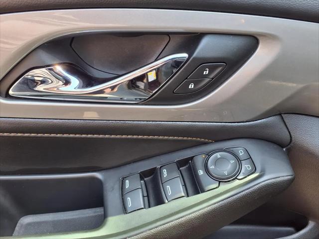 2021 Chevrolet Traverse FWD LT Leather